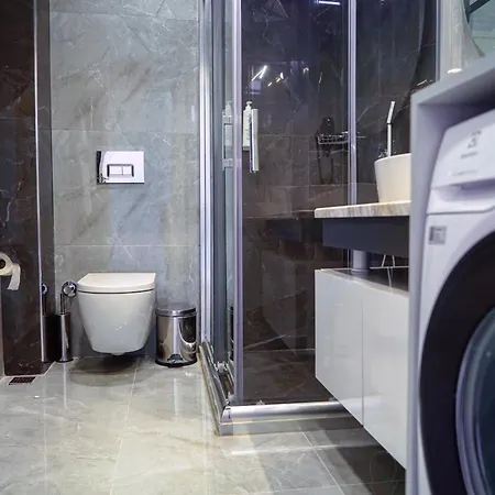 Four Views & * Istambul