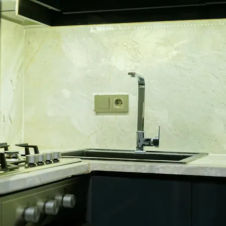 Four Views & * Istambul