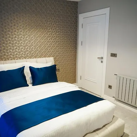 Four Views & Istambul