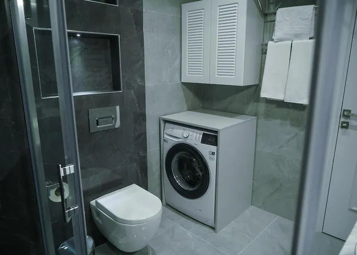 Aparthotel Four Views &