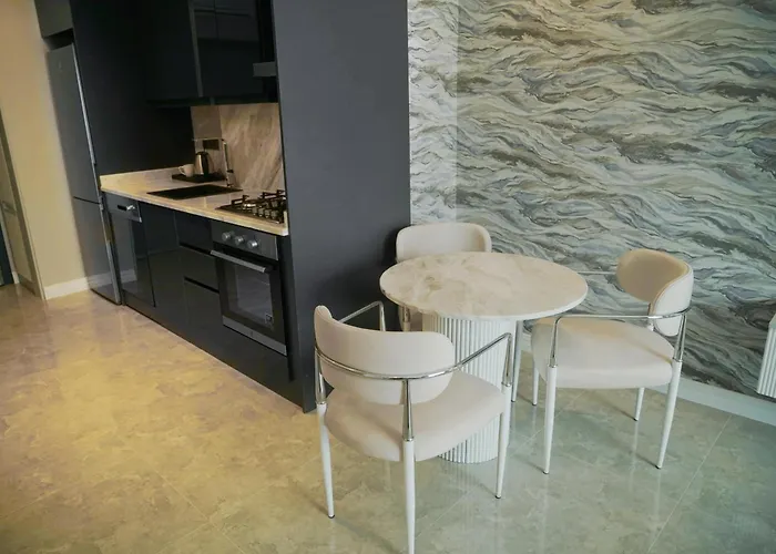 Four Views & Aparthotel *