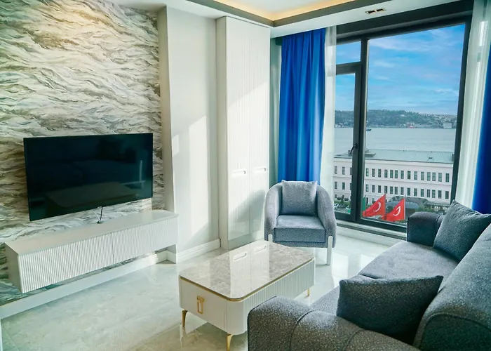 Four Views & Aparthotel