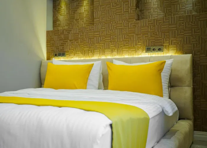 Four Views & Aparthotel *