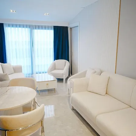 Four Views & Hotel apartamentowy