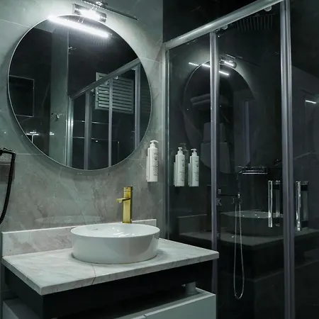 Four Views & Hotel apartamentowy Stambuł