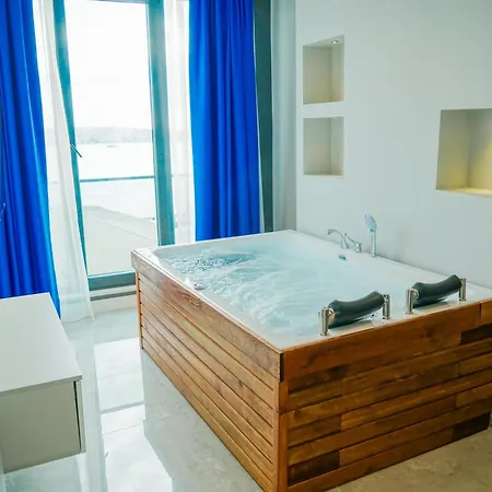 Four Views & Hotel apartamentowy *