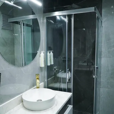 Apartmanhotel Four Views & Isztambul